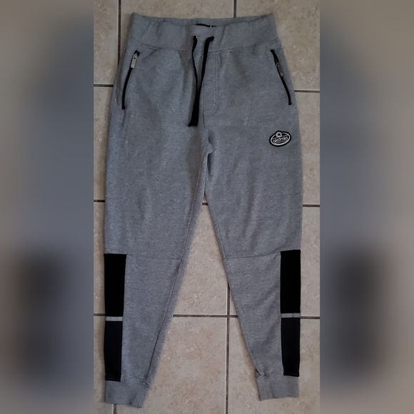 Akademiks Sweatpants Size L - Picture 1 of 4